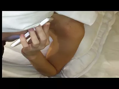 فاتنة شابة xnxx مترجم عربی جميلة ركوب الخيل بشغف وتمتص ديك الثابت