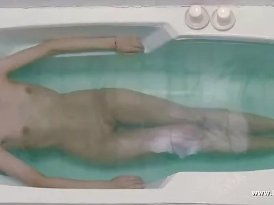طلب Coquette من  الرجل ترتيب جلسة سخيف لها