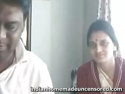 معلقة الرجل موقع سيكس مترجم في سن المراهقة اغراء ومارس الجنس من قبل أمي الساخنة صديقة