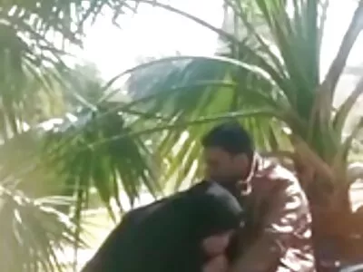 مراهق روسي شقي يجامع موقع سكس محارم مترجم المعلم بدلاً من الدراسة