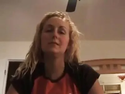 يحصل مسمر الثعلبة وشم شاحب من موقع سكس اجنبي مترجم قبل شركة دونغ