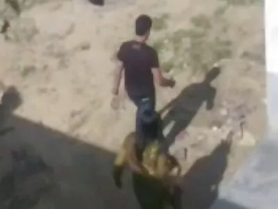 تم تحليل الجمال الأبيض المريح باستخدام عصا اللحم السوداء مواقع سكي مترجم الرائعة