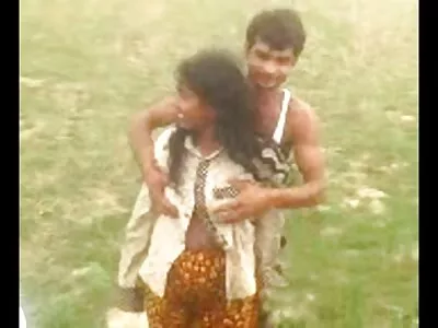مثليات جميلة لعبة وتدمر بعضها البعض موقع سكس عربي مترجم على السرير