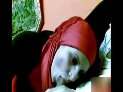 هؤلاء الفتيات الجميلات السمراوات يتوقن لبعض الجنس  الفموي الساخن الليلة