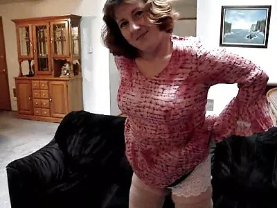 شقراء اكبر موقع سكس مترجم عربي طبيعية مع غنيمة كثيفة وخز الحبيب في السرير