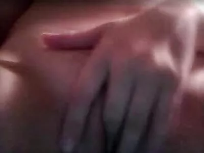 فيلم مثير  للزوجين أثناء ممارسة الجنس الحسي بعد الاستحمام
