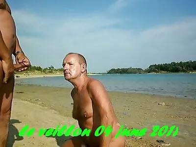 بوديوس مواقع السكس المترجمه لاتينا روز مونرو يحصل بوسها فحص على الأرض