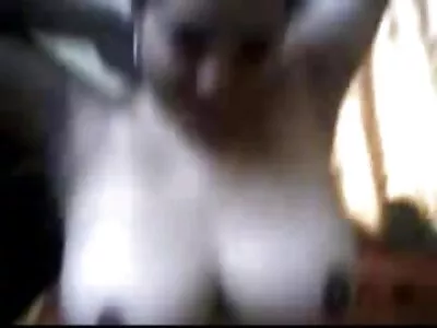 هذا الرجل يستمتع بالتأكيد بمشاهدة صديقته سکس مترجم عربی وهي تمارس الجنس