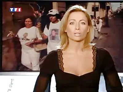 أنثى رشيقة مع مؤخرة كبيرة assfucked من قبل رجل في قفازات بيضاء سكس مترجم الجوكر